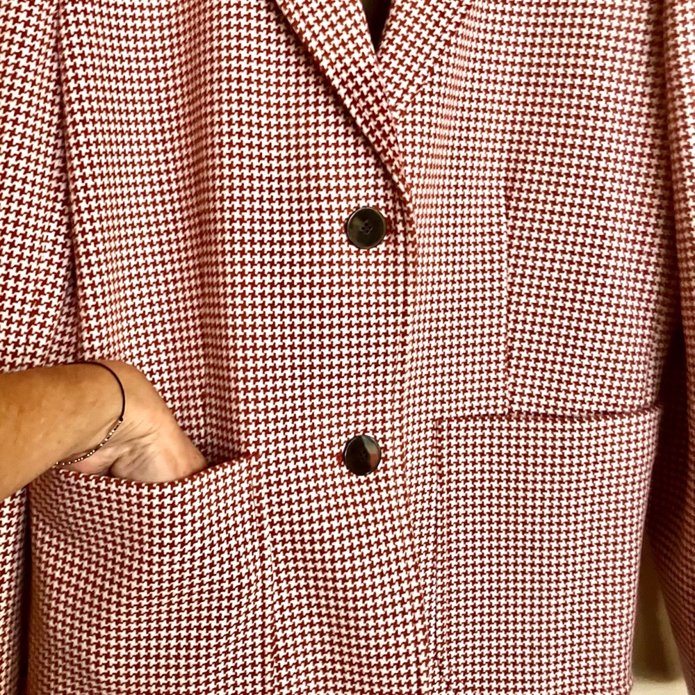Theory Red and White Houndstooth Blazer - Picture 11 of 16